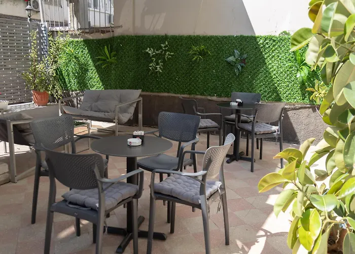 Liqeni 3* Tirana