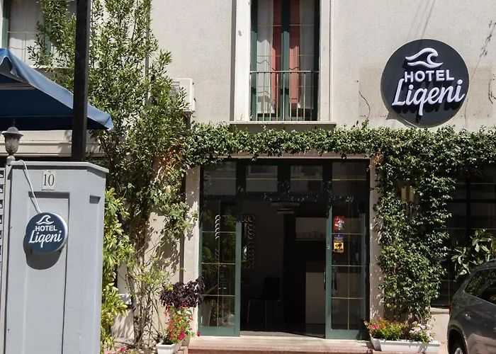 Liqeni Hotel