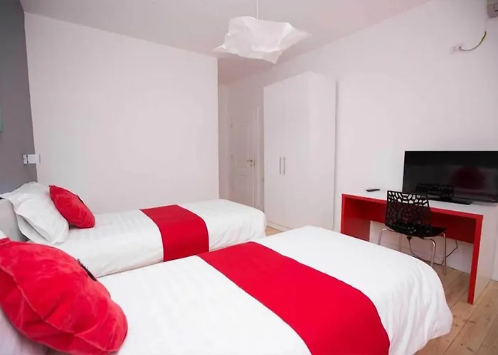 Liqeni Hotel Tirana