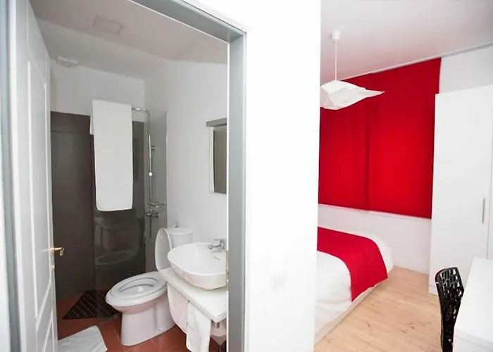 Liqeni Hotel Tirana