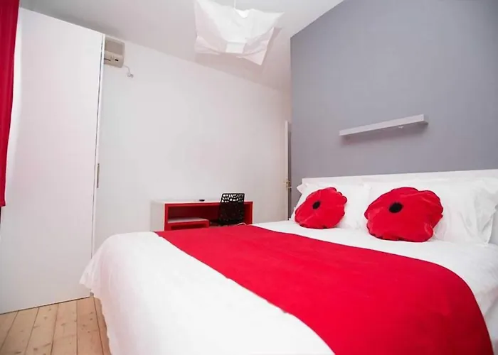 Liqeni 3* Tirana