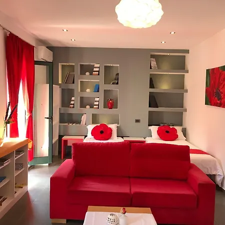 Liqeni Отель Тирана