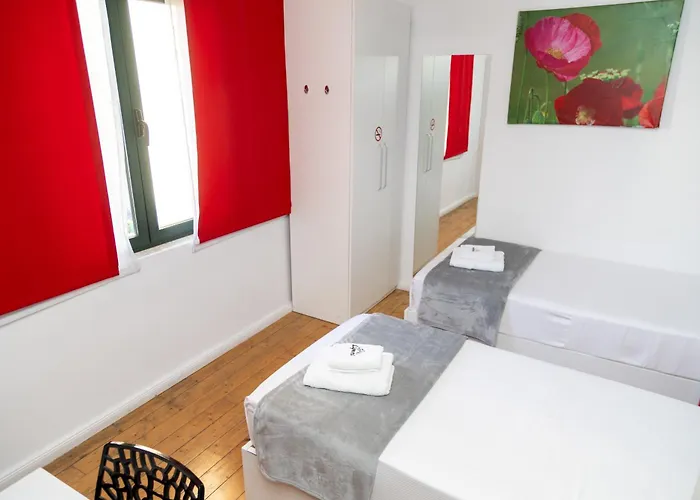 Liqeni 3* Tirana